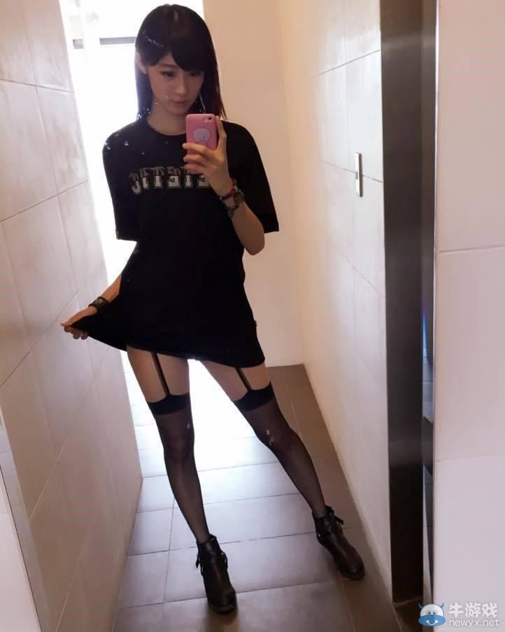 xunn escort escorte girl luxe paris